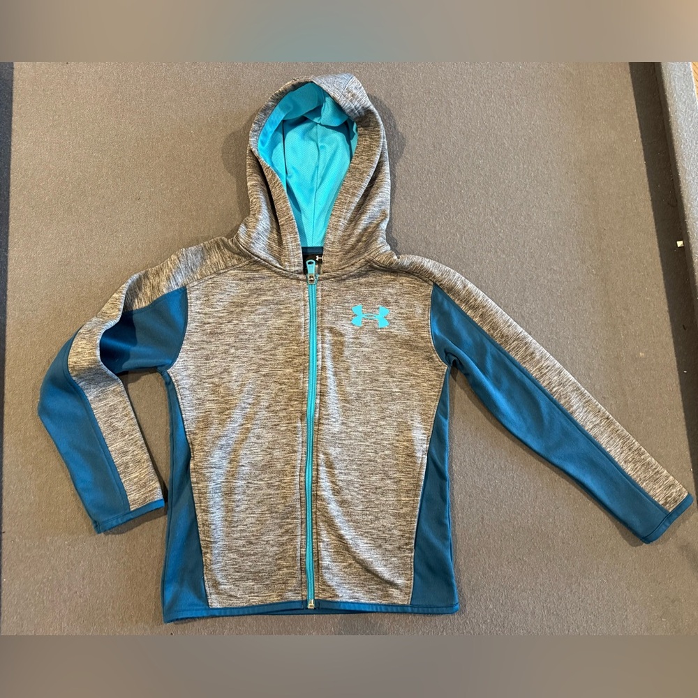 Under Armour Full Zip Hoodie - Youth Size SIX/SEVEN 6️⃣7️⃣